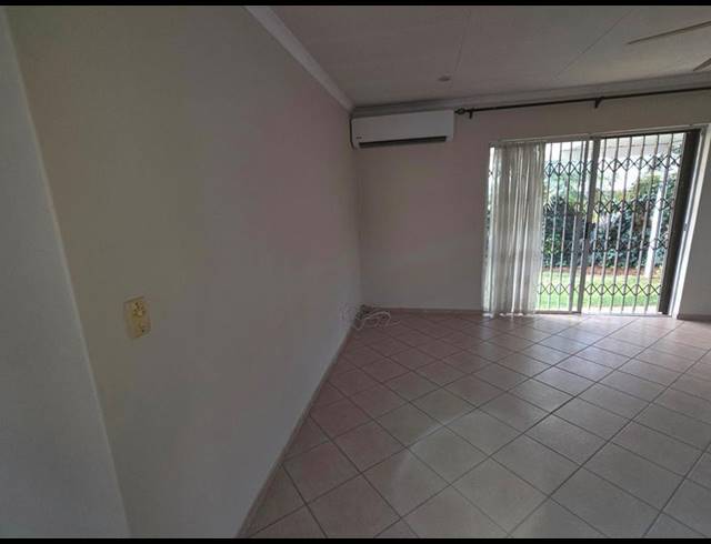 3 BEDROOM HOUSE FOR SALE IN AMBERFIELD